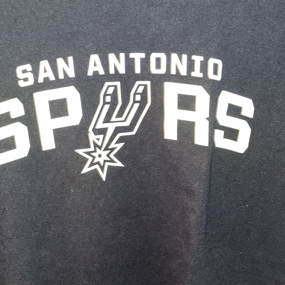 San Antonio Spurs short-sleeved T-shirt XL. Black and white. 100% cotton. - Picture 4 of 10